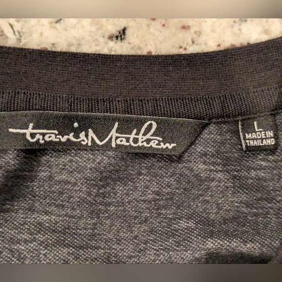 TravisMathew Men’s Golf V-Neck Pullover Gray Size L + Topgolf Hat NWT Bundle - Picture 4 of 11